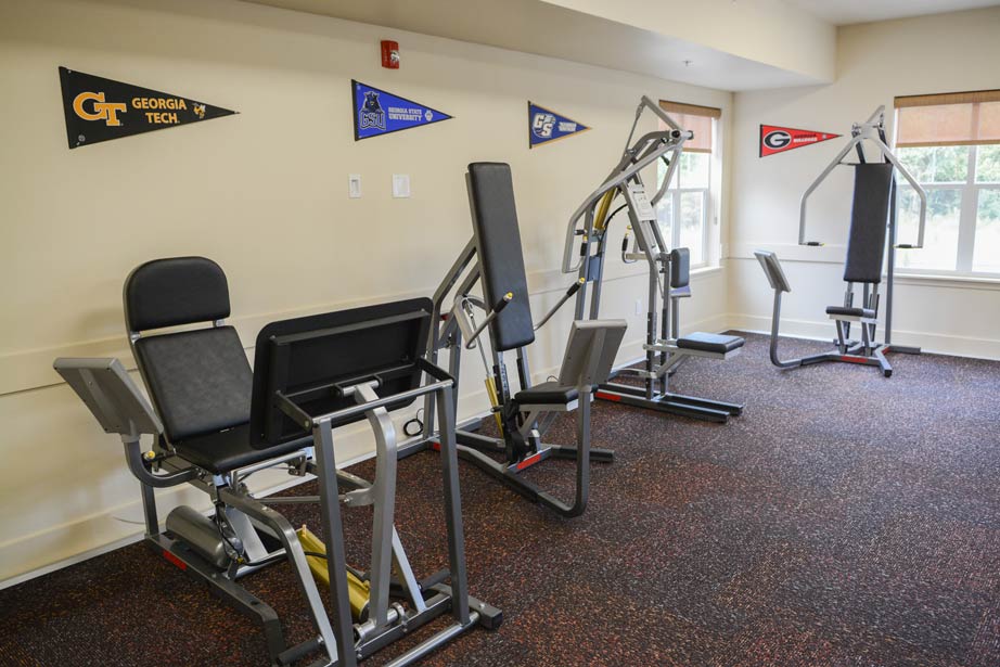 The fitness center at Ashwood Meadows