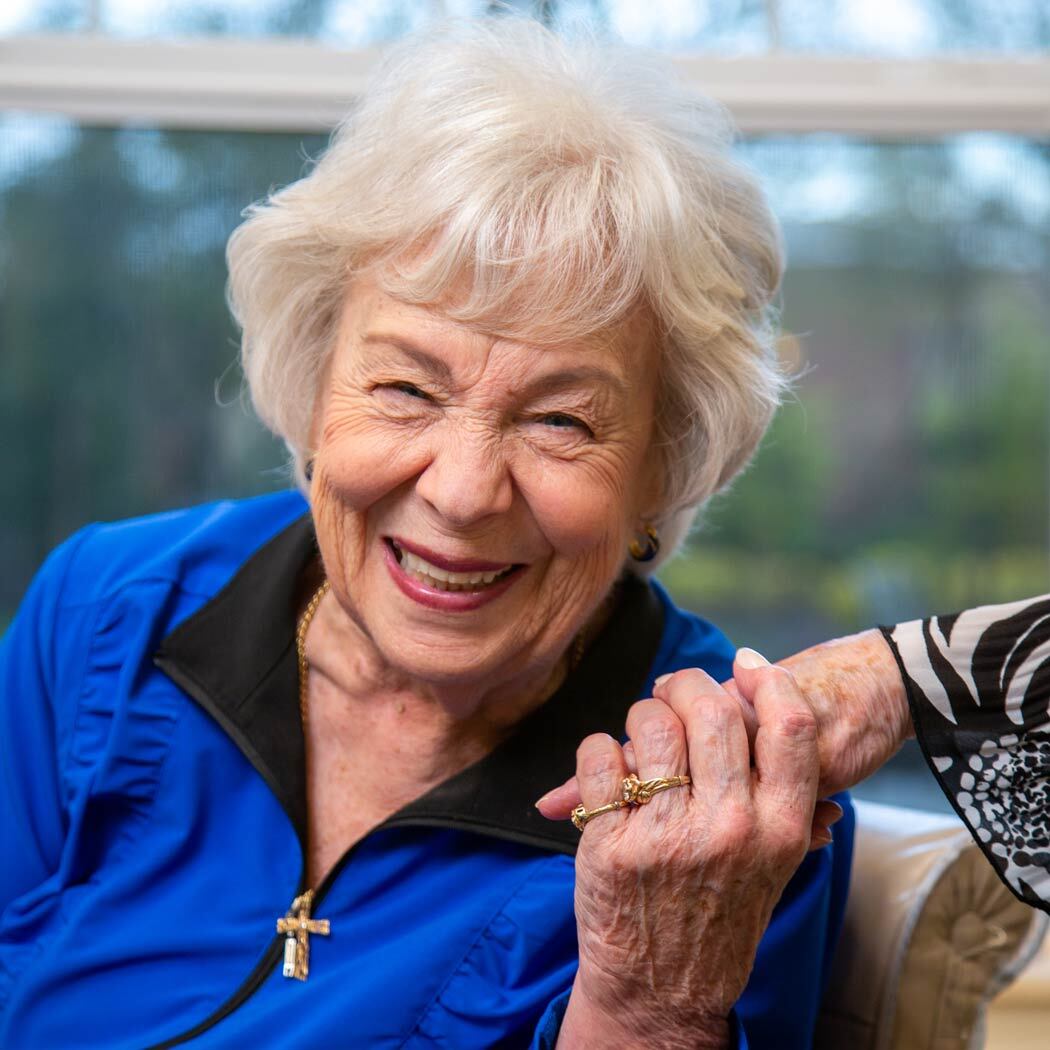 Residents enjoying time together at Ashwood Meadows